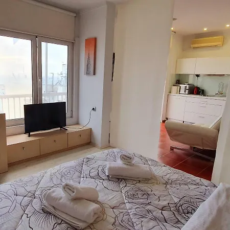 Downtown Sea View Luxury